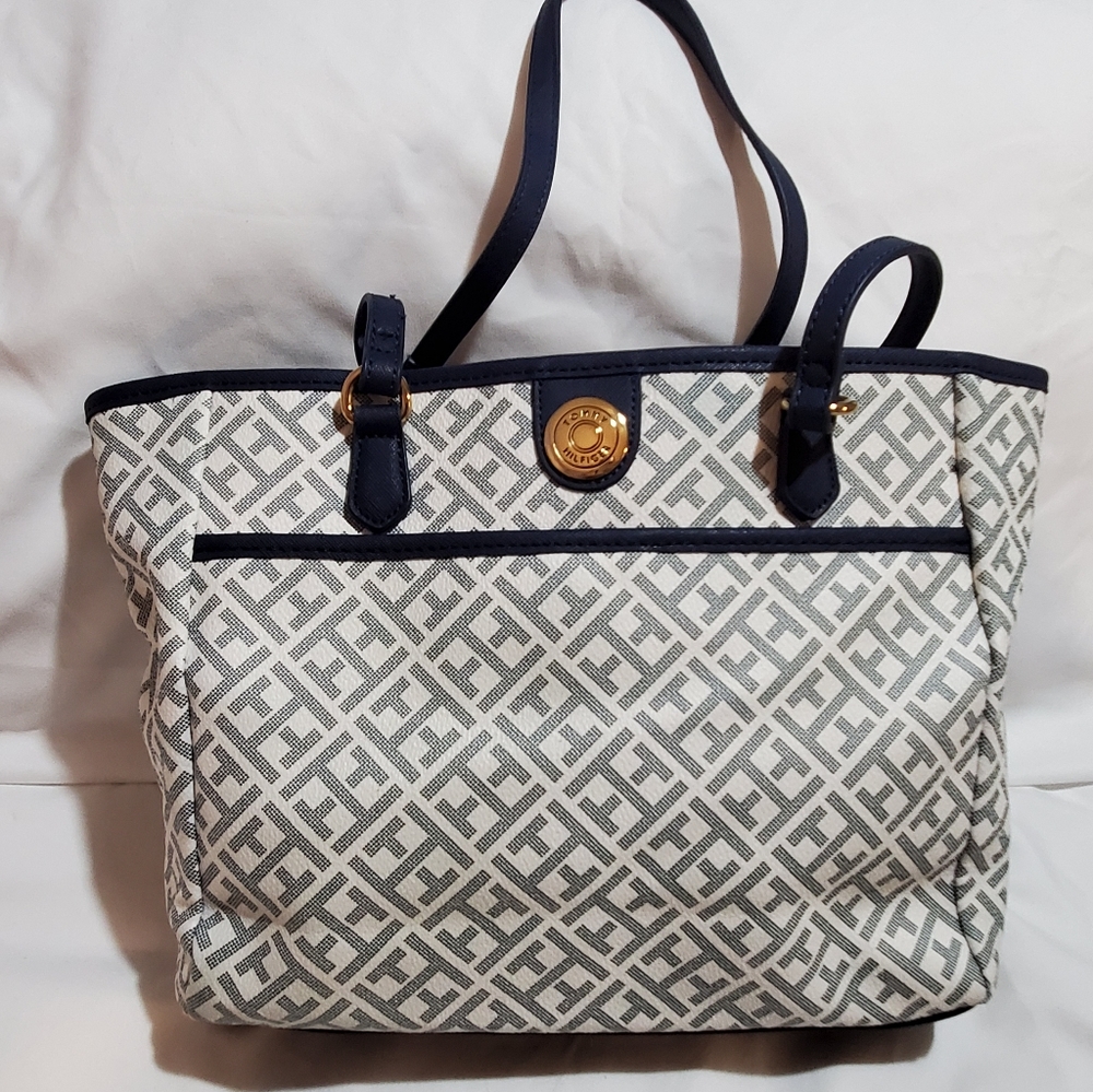 Tommy Hilfiger blue and white purse